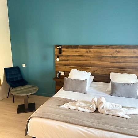 Logis Hotel De La Poste Vitry-le-François Exteriör bild